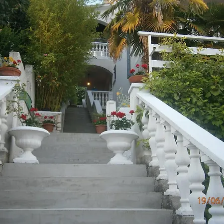 Apartments Sea And Sun Rabac Exterior photo